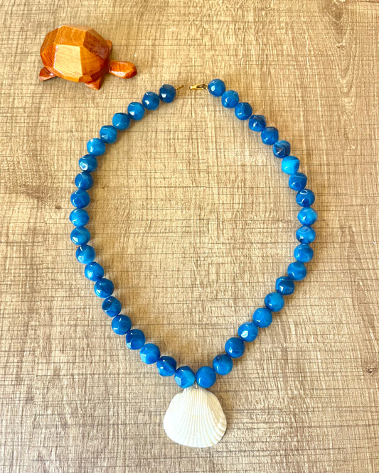 Collier bleu coquillage ✨