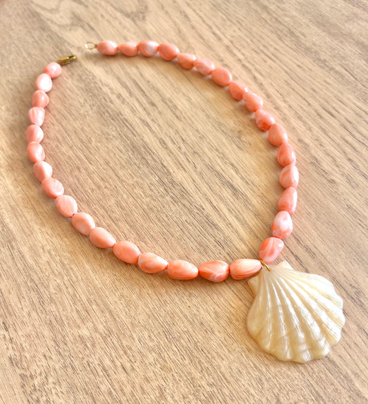Collier rose coquillage ✨